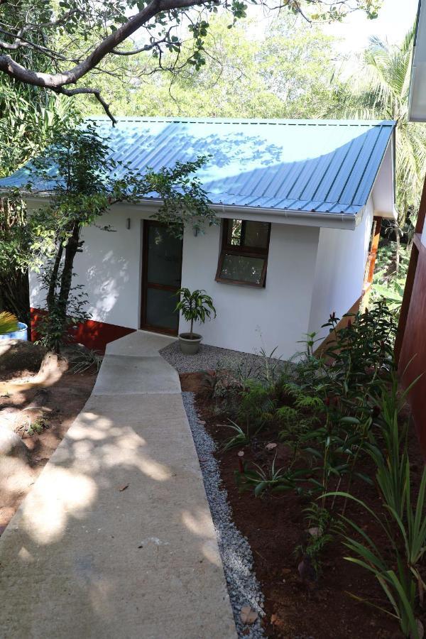 Cashew Nut Grove Chalets Port Glaud Exterior foto