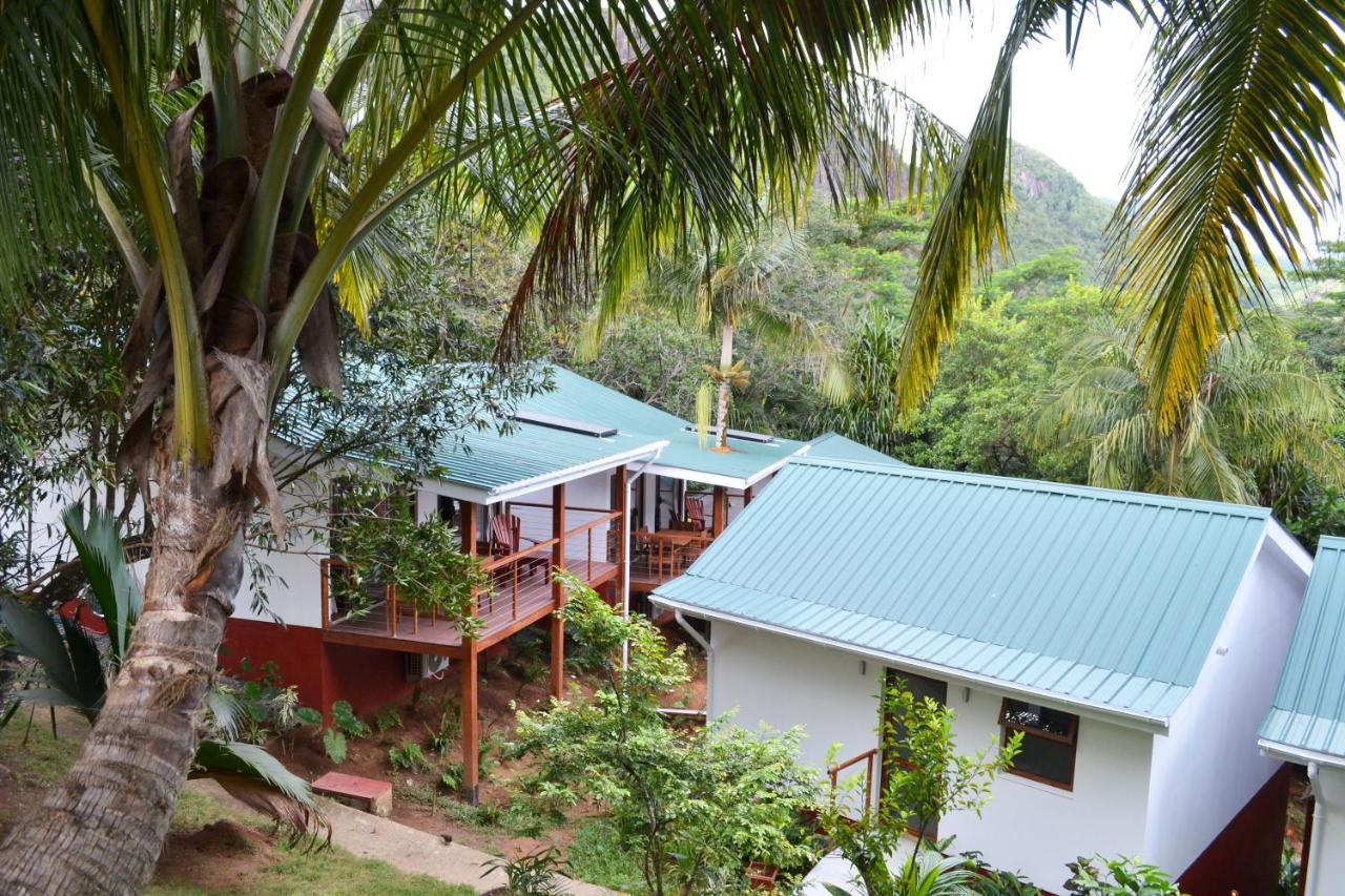 Cashew Nut Grove Chalets Port Glaud Exterior foto
